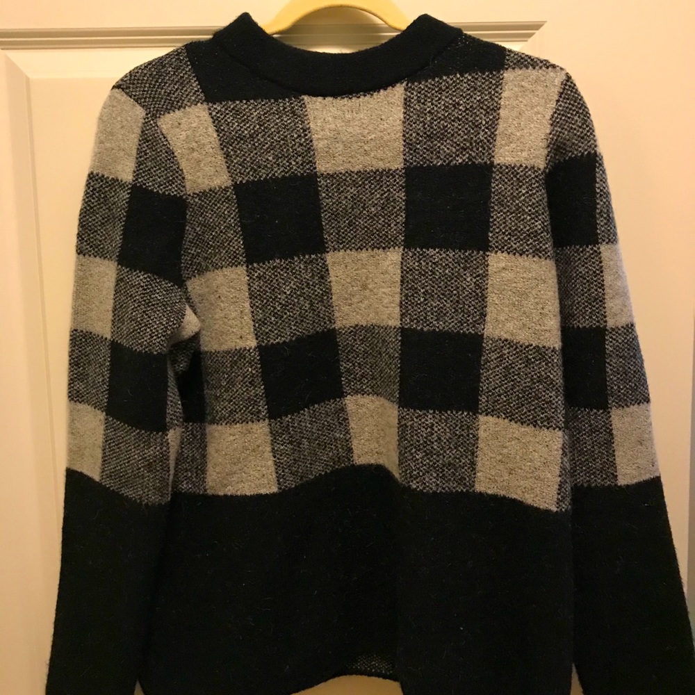 Cozy & Warm Sweater - Worn Once